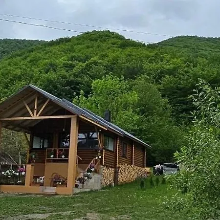 Сasa de vacaciones садиба-дім эдем карпат